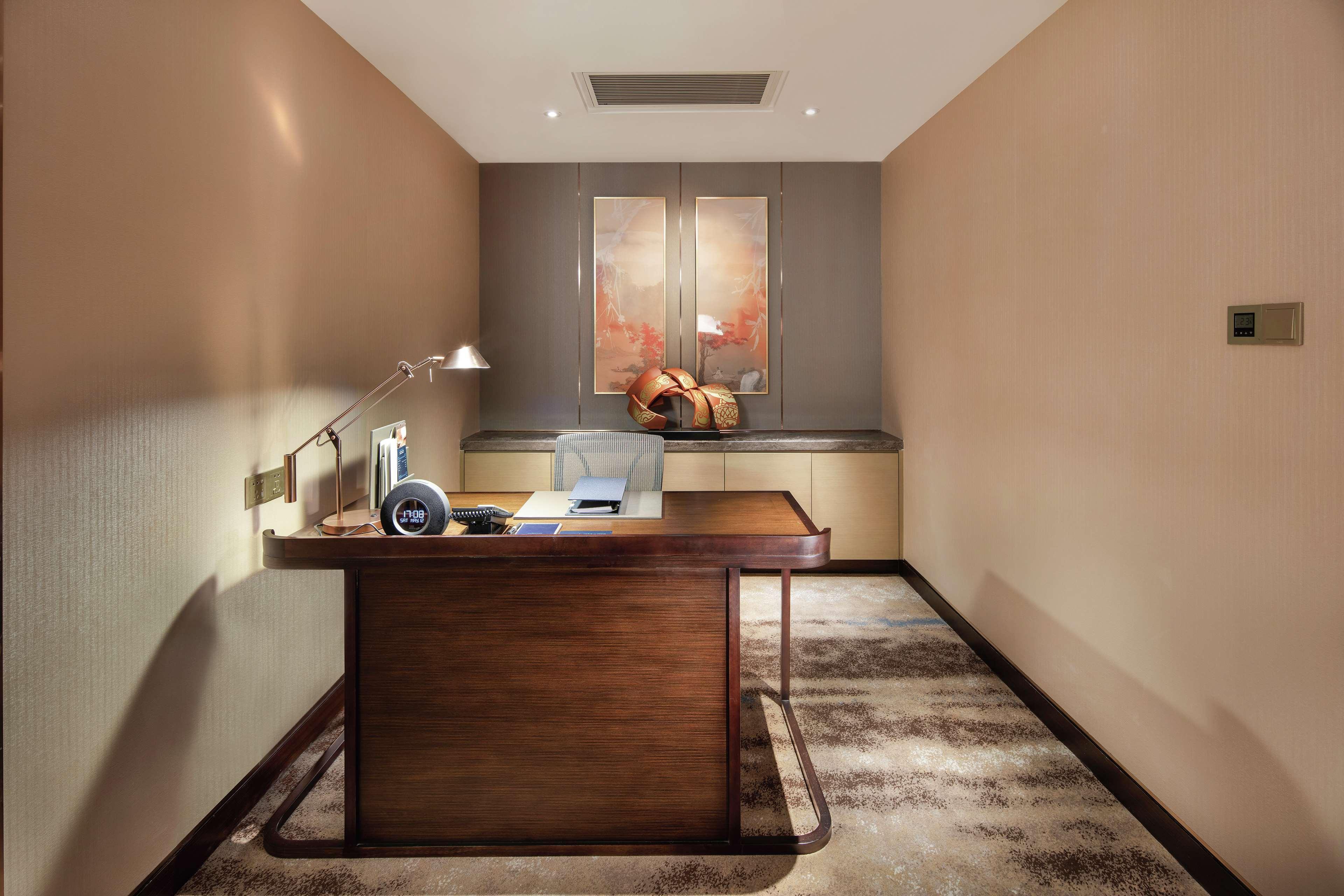 ฮิลตัน เซินหยาง Hotel เสิ่นหยาง ภายนอก รูปภาพ