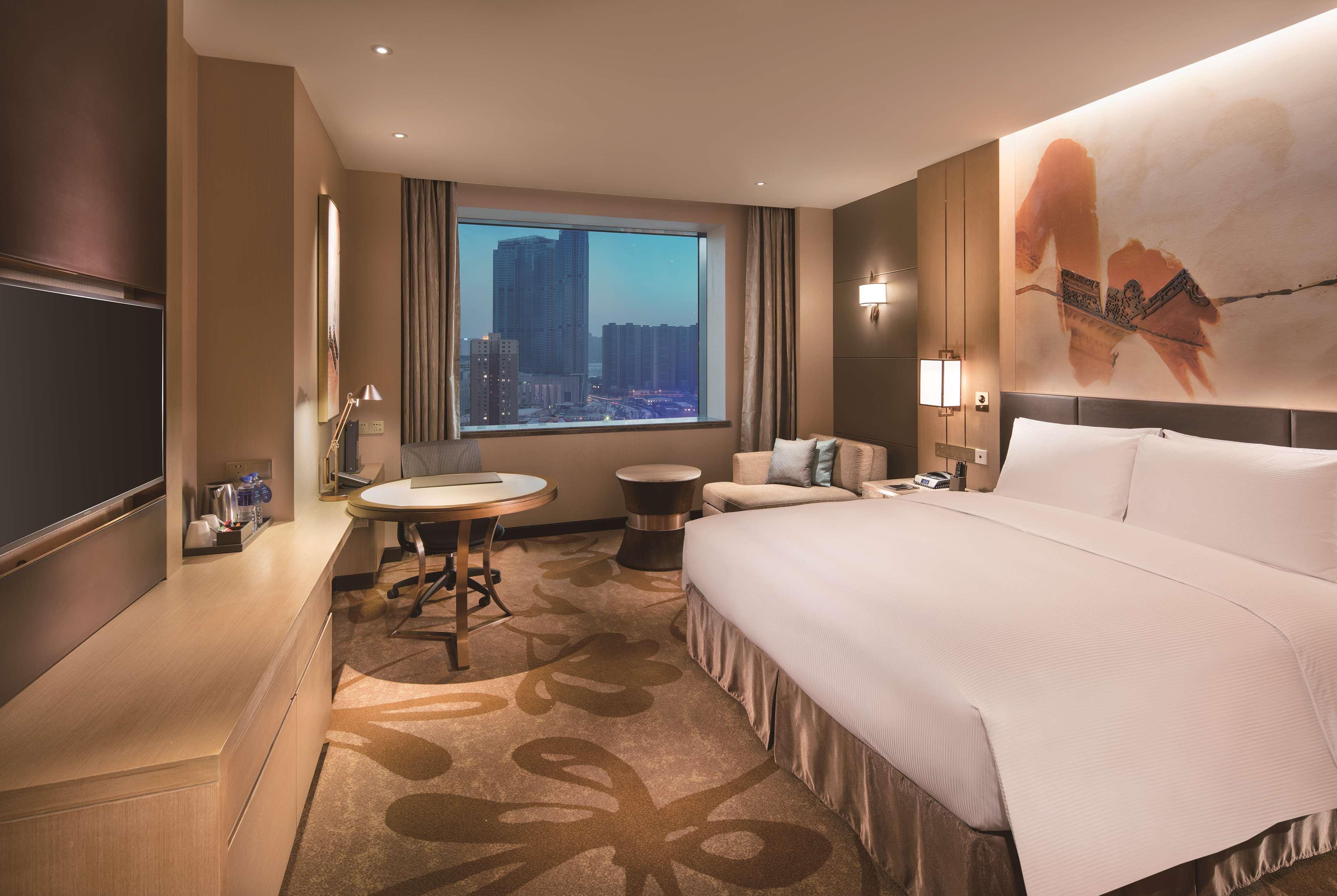 ฮิลตัน เซินหยาง Hotel เสิ่นหยาง ภายนอก รูปภาพ